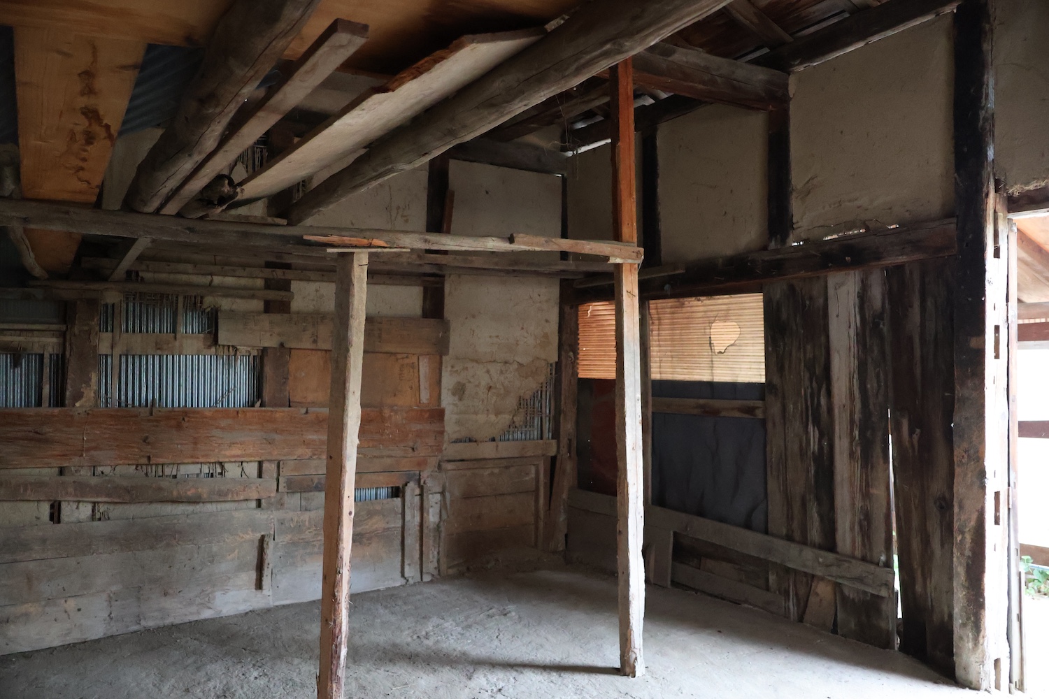 解体と記憶 shed view